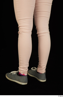 Vanessa Shelby calf grey sneakers pink jeans 0006.jpg